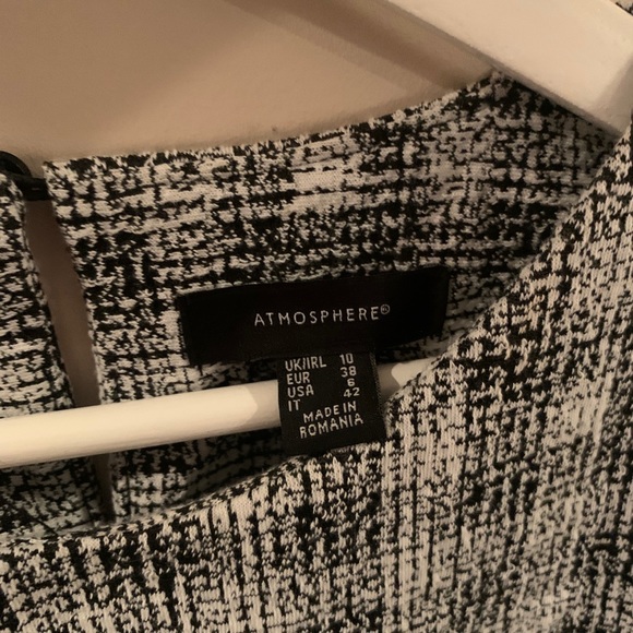 Plaid t-shirt dress - Picture 3 of 3